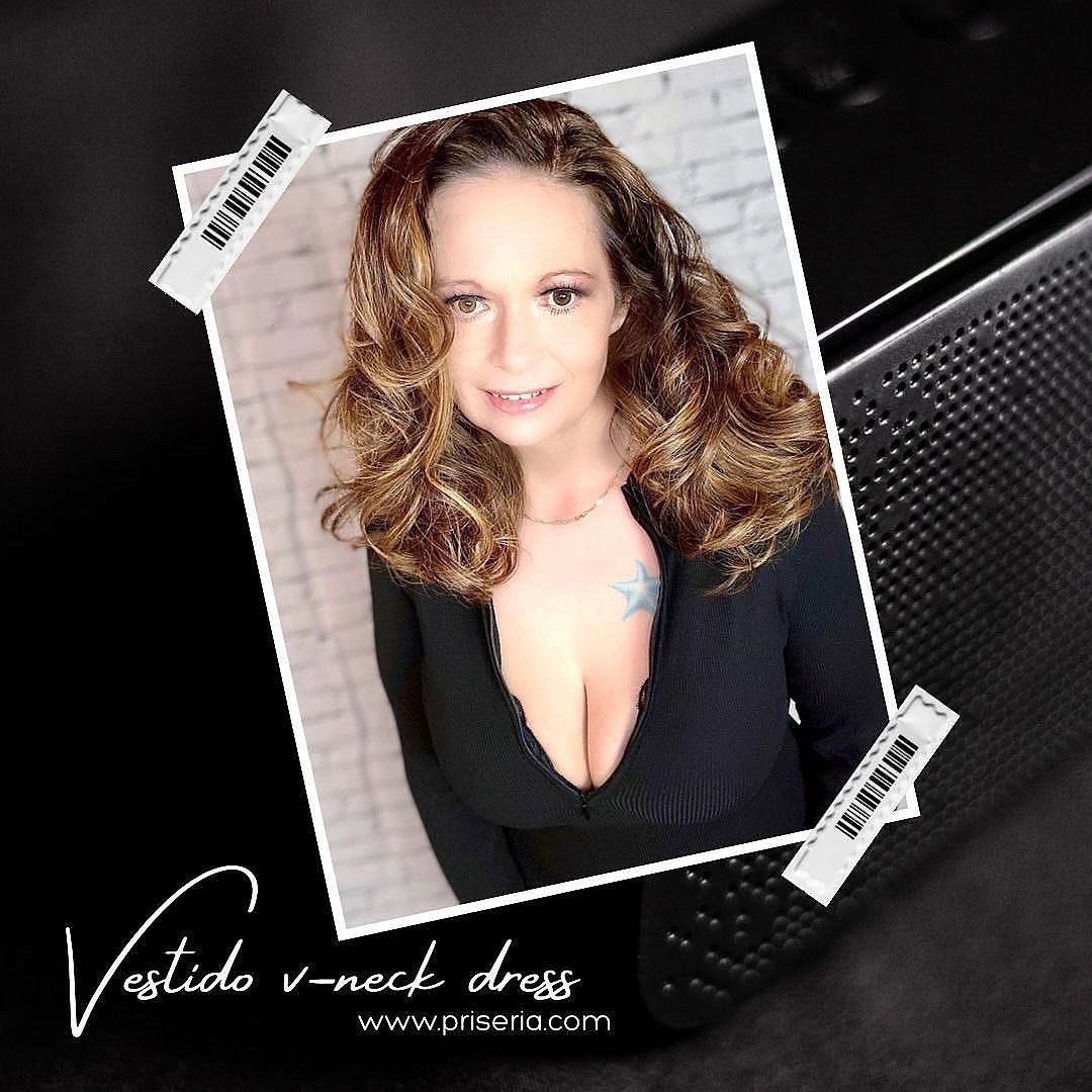 Vestido V-neck Dress