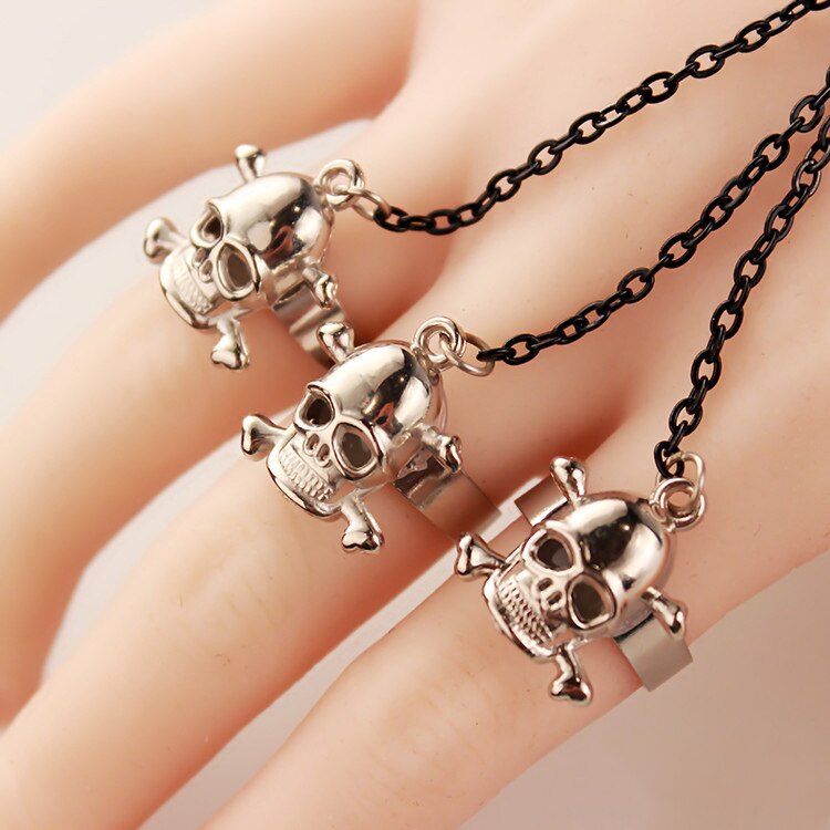 Skulls Mittens